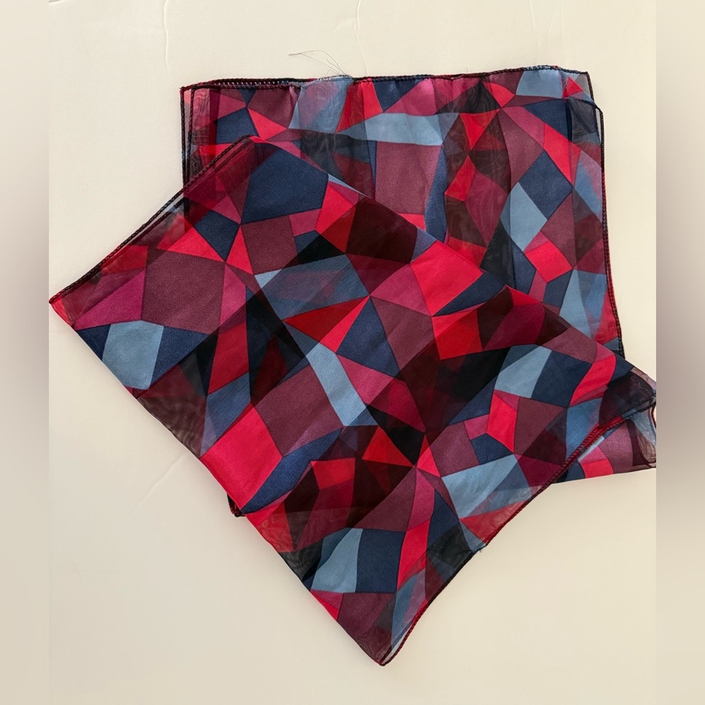 Geometric Patterned Scarf - Picture 2 of 3